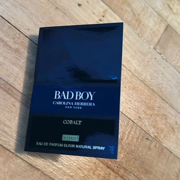 9 Travel Scents for Men - Picture 6 of 10